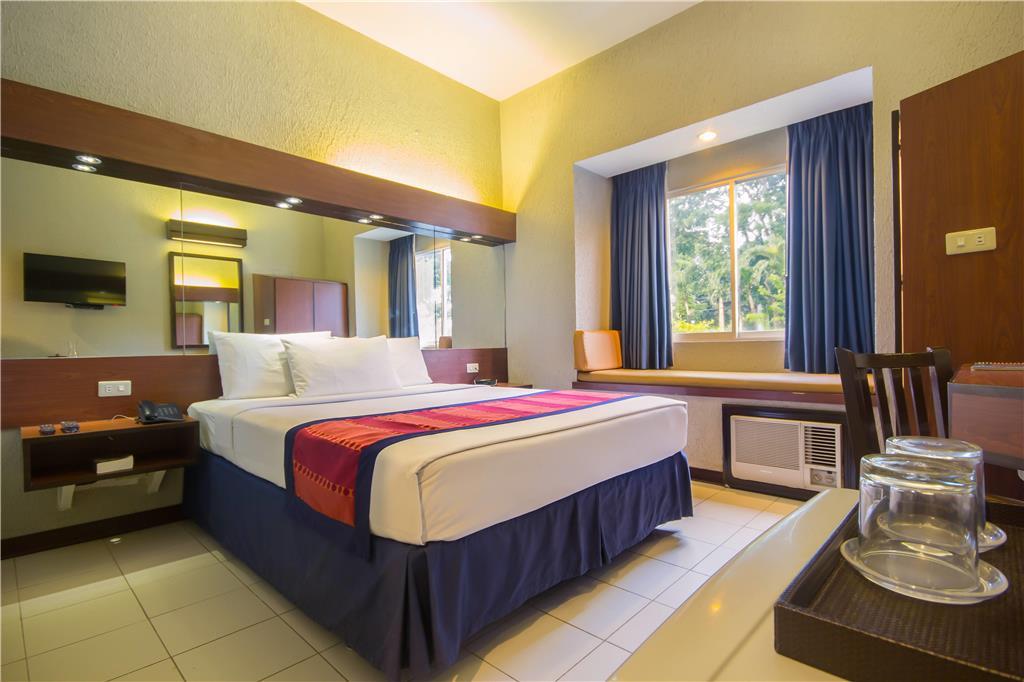 Microtel By Wyndham Eagle Ridge General Trias  Bilik gambar