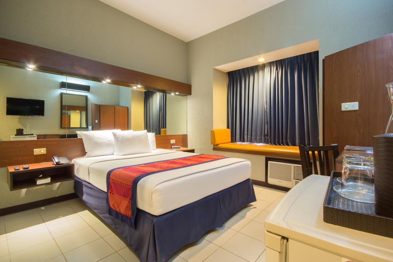 Microtel By Wyndham Eagle Ridge General Trias  Luaran gambar